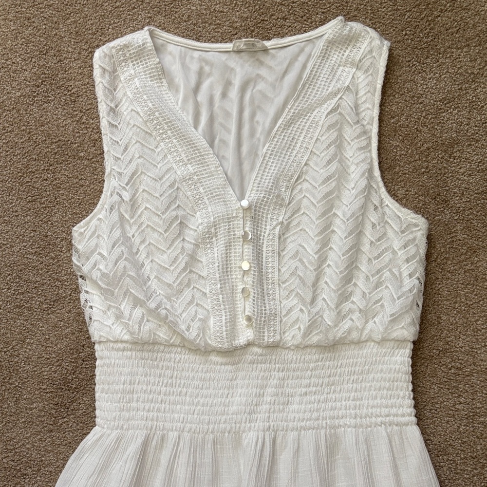 Elegant White Sleeveless Dress Size Large - Picture 2 of 8